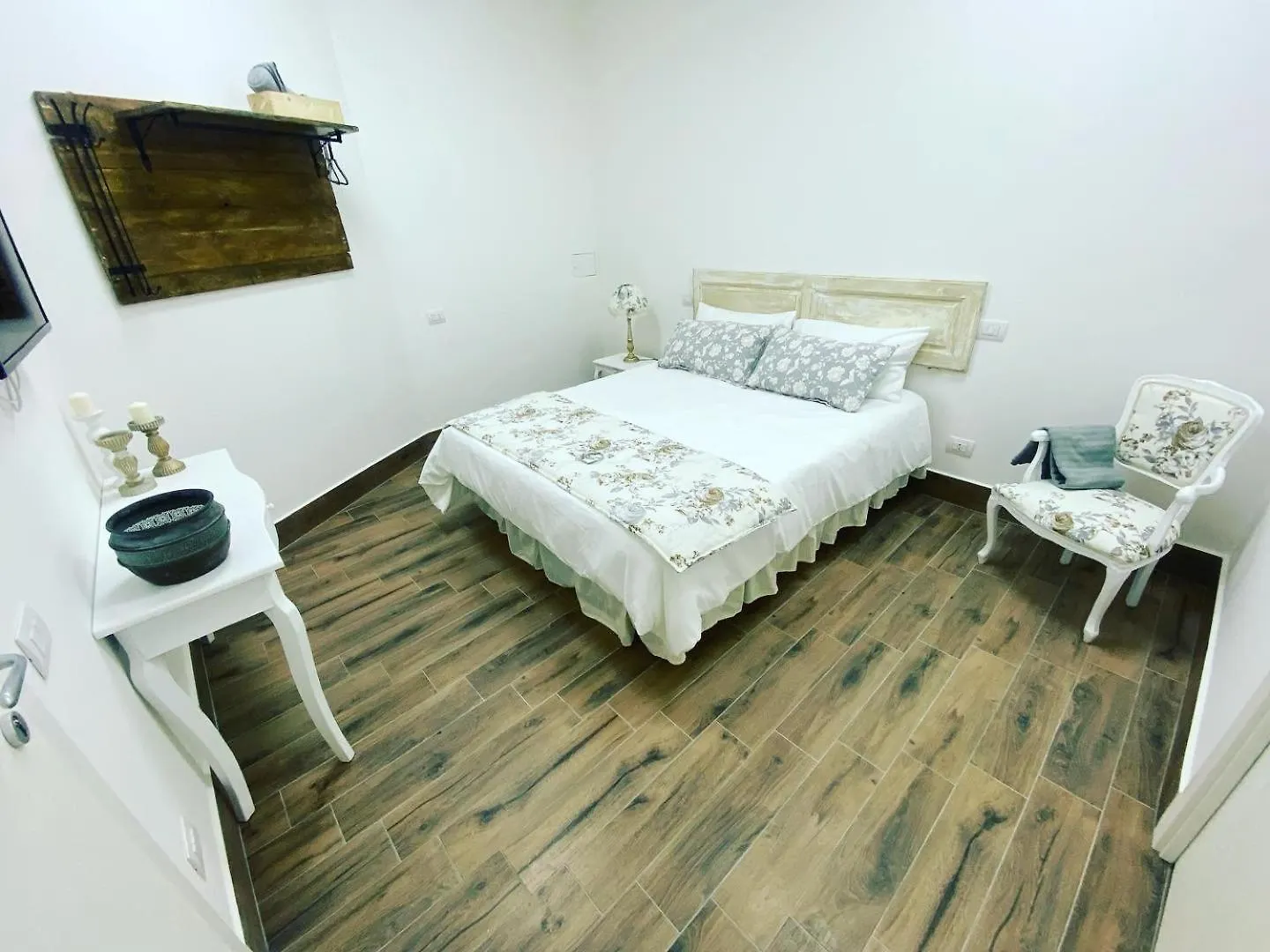 La Suite Di Laura Naples Italy